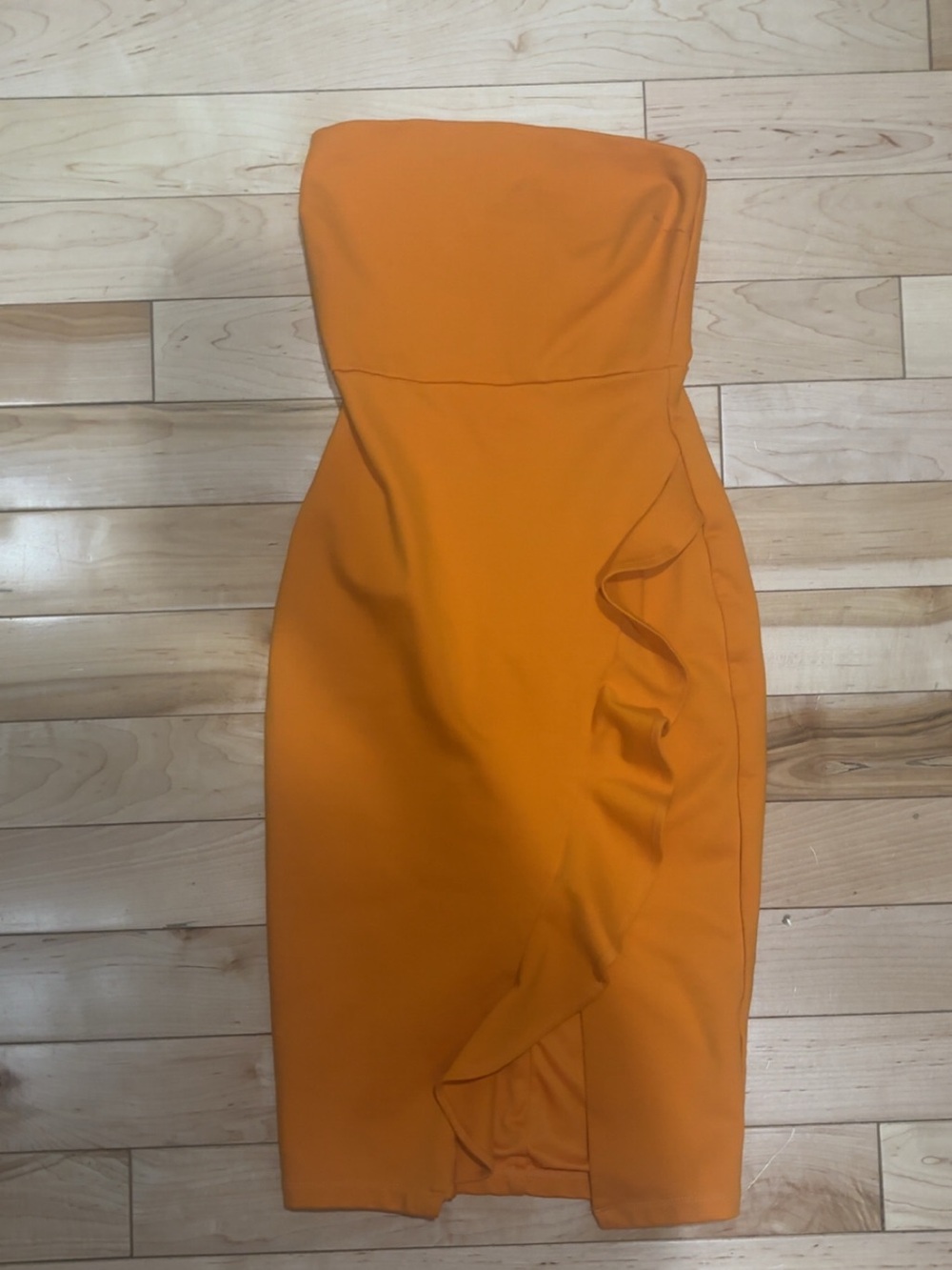 LULU’S ANIKA ORANGE RUFFLED STRAPLESS BODYCON DRESS - Picture 3 of 7